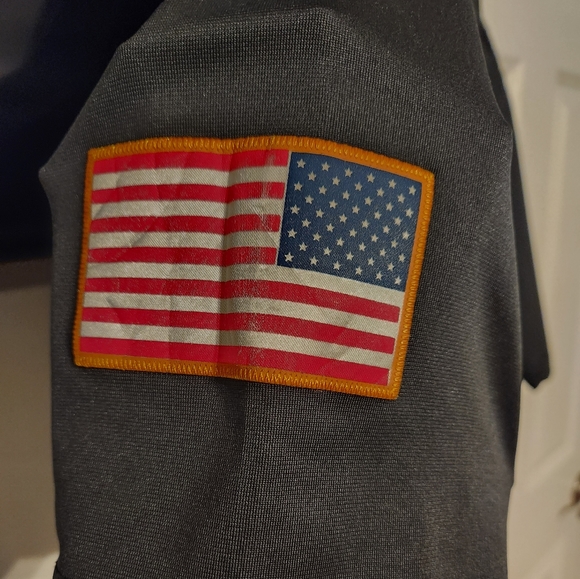 NFL Cowboys Jersey - Salute to Service. Men's Small. - Picture 2 of 6